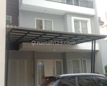 Disewa Rumah Bagus Pinggir Laut Di Ancol Marina Cove Uku 9x17 Rapi 3 Lantai