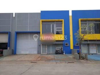Disewakan Gudang Bagus 2 Lantai Terawat di Bizpark Kopo