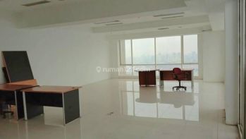 Dijual Office di Grand Slipi Tower Size 97,5 M2 Siap Pakai