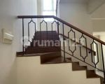 thumbnail-disewakan-rumah-asri-2-lt-cluster-whitsand-greenwich-bsd-city-14