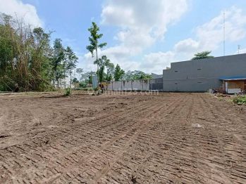 Ring 1 Kampus Uii Jogja, Tanah Cocok Kost Cafe Homestay, SHM