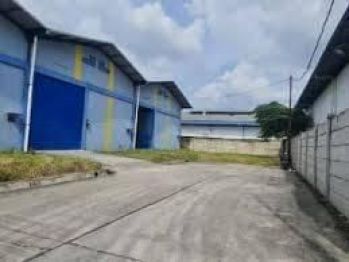 P Luc Disewakan Gudang 12x30 di Pergudangan Jurumudi Nusa Indah