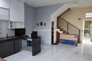 Disewa Ruko 2 Lantai Siap Usaha di Mainroad Pasar Kiara Condong