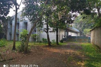 Dijual Gedung Ex Pabrik Luas Strategis di Area Ciroyom