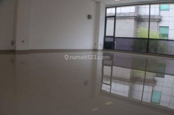 Disewakan Office Space di Gedung Aditya