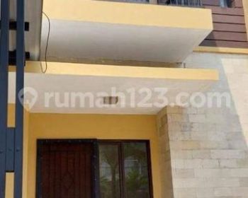 Rumah 2 Lantai Luas 105m2 3 Kamar Bagus SHM Hadap Timur di Cluster Harmoni Jawa