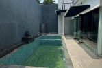 thumbnail-rumah-full-furnished-di-graha-family-shm-swimming-pool-4