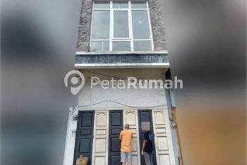 Ruko SHM 3 Lantai Seluas 224m2 Jalan Sei Ular Baru