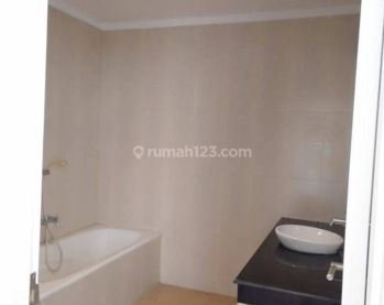 Rumah Cantik Dalam Cluster Premium Di Sektor 7 Bintaro Gb12299