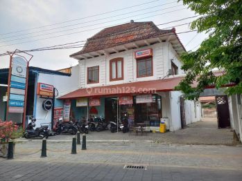 Rumah Dijual di Kota Lama Letjen Suprapto Semarang Kota