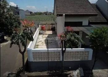 Rumah Bagus Dalam Komplek di Ciwastra, Bandung Kota