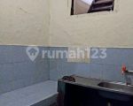 thumbnail-rumah-mungil-layak-huni-menghadap-utara-di-kebon-baru-4