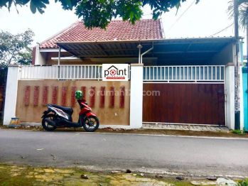 Rumah Second Nyaman dekat keExit Tol Klodran