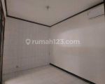 thumbnail-rumah-murah-15-lantai-minimalis-semi-furnished-siap-huni-dekat-pasar-modern-di-1