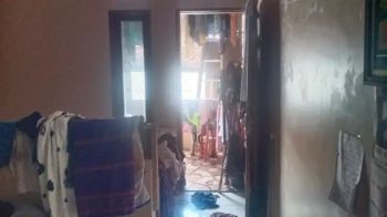 Dijual rumah 2 lantai masuk motor SHM di belakang swalayan bakti karya