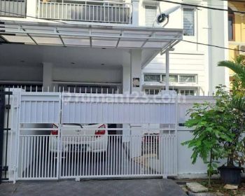 Rumah Bagus renovasi siap huni di Perumahan Strategis akses lebar