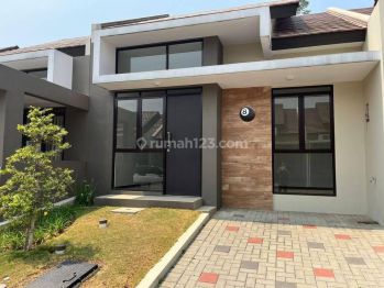 jarang ada, Rumah di Kota baru parahyangan bandung