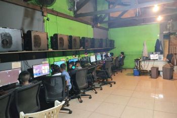 Dijual Ruko Mainroad Ruangan Nge Blong Sariasih, Sarijadi, Sukasari