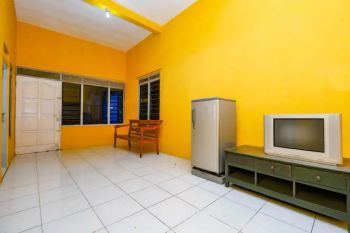 Kost murah UNS ,isi Surakarta