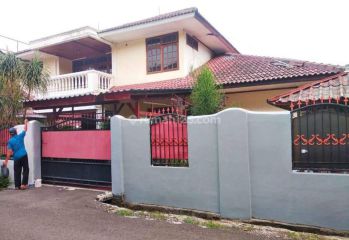 Rumah Second Hook Harga di Bawah Pasar Lokasi Strategis