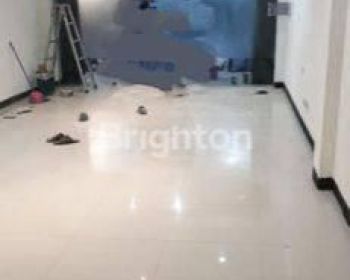 Ruko Strategis 2 Lantai di Raya Hibrida, Kelapa Gading, Jakarta Utara