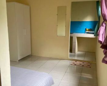 Rent Rumah Kosan: Rumah Sayan (kost)