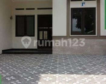 Cuma Ini Rumah Modern Di Turangga Tsm Kota Bandung 260M15