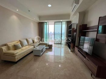 Ritz 144 m² 2 BR Private Lift Kemang Village Middle Floor