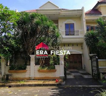 Mega Kebon Jeruk, 250meter