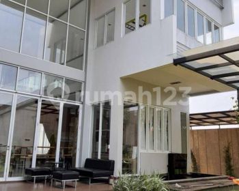 Rumah Mewah Modern Asri Dan Klasik di Setiabudi Regensi Bandung