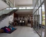 thumbnail-rumah-mewah-modern-asri-dan-klasik-di-setiabudi-regensi-bandung-4