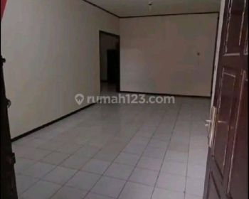 Dikontrakan Siap Huni di Sayap Gujung Batu , Pasteur Ref.03238