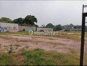 Tanah Darat Bentuk Kotak Akses 2 Mobil dekat Tol Kebayoran Lama