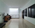 thumbnail-jual-cepat-rumah-3-lantai-di-taman-ratu-jakarta-barat-5