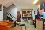 thumbnail-rumah-bagus-semi-furnish-di-setra-duta-bandung-9