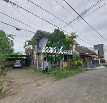 Rumah 2 Lantai Kondisi Terawat Lokasi di Perumahan Garden Palma, Lowokwaru