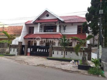 Sale Ruang Usaha: Rumah Kos- Kosan