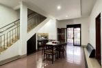 thumbnail-rumah-modern-minimalis-2-muka-depan-taman-dan-green-area-sentul-city-bogor-14