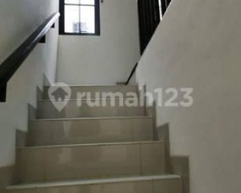 Sewa rumah cluster green village dengan fasilitas nyaman