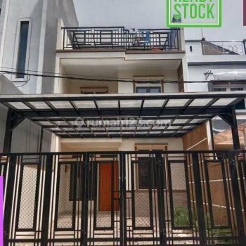 Cuma Ini Rumah Gres Tiga Lantai Bagus Di Turangga Bandung 241M8